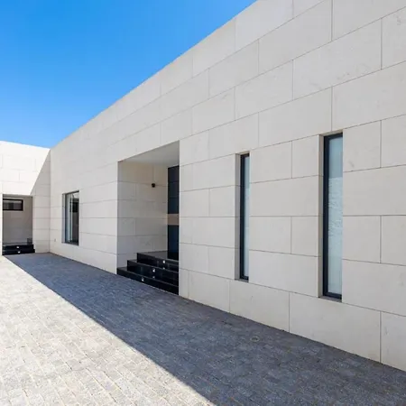 Maravillosa En Primera Linea De Playa Con Piscina Privada Mijas *